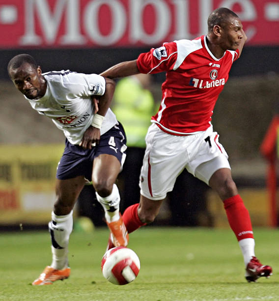 顯示出對雷 顯示出對雷