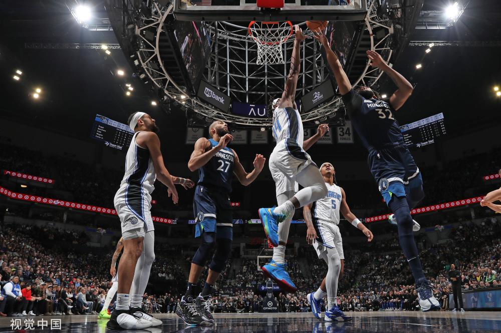 鲍科比在进 鲍科比在进